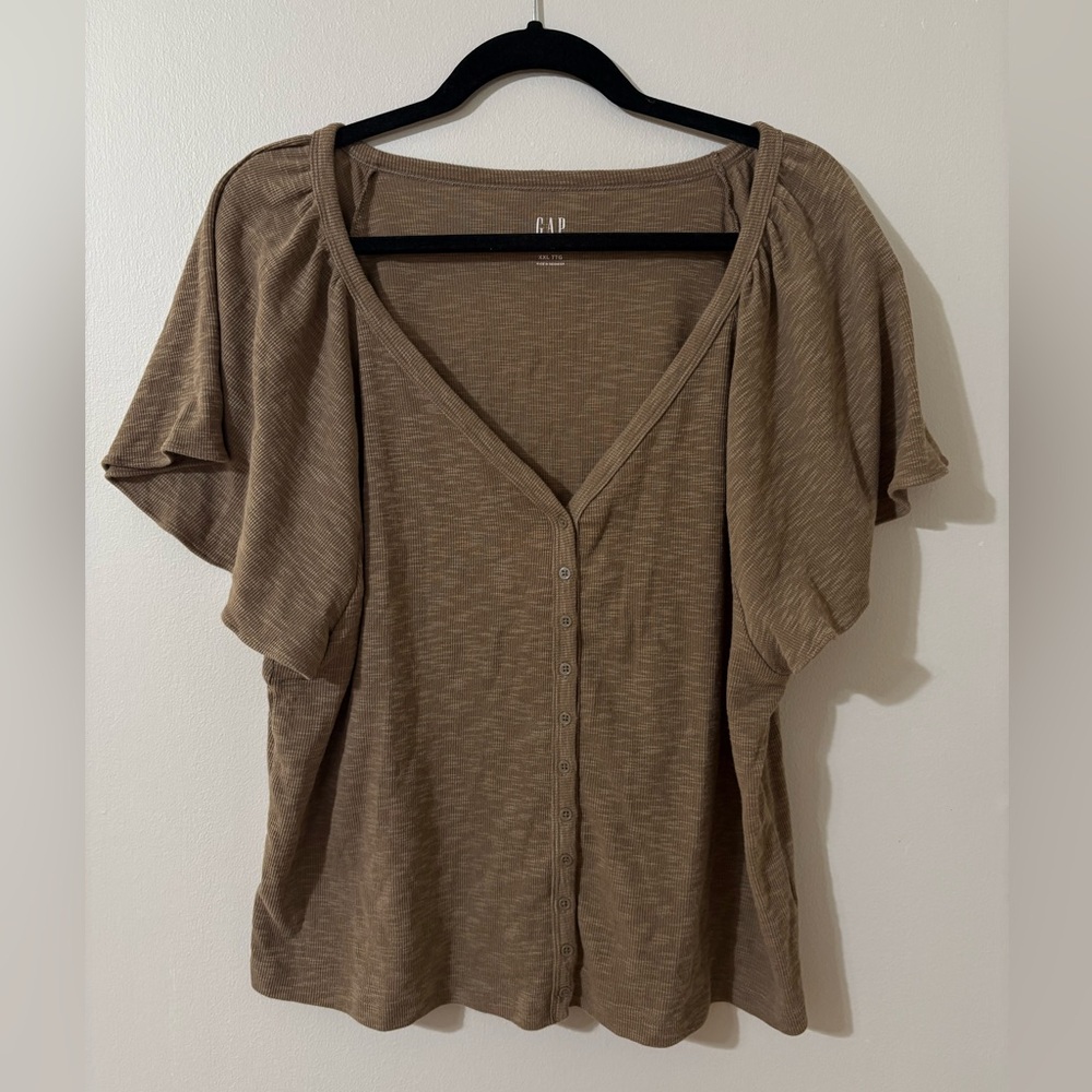 GAP Women's Olive Ribbed V-Neck Blouse with Flutter Sleeves